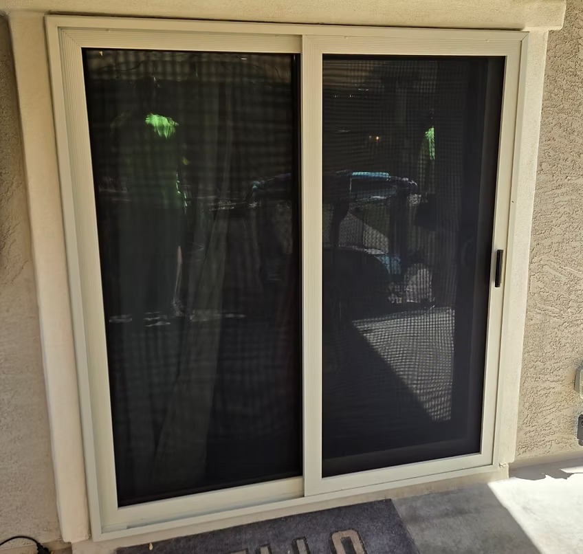 imageye___-_imgi_38_Paramount-Security-Screens-Las-Vegas-Protection